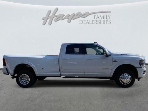 Bright White Clearcoat 2026 RAM 3500 Limited