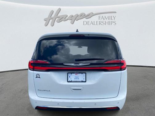 Bright White 2023 Chrysler Pacifica Touring-L