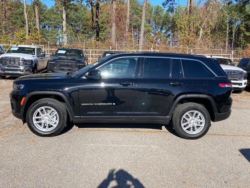 2024 Jeep Grand Cherokee Laredo X