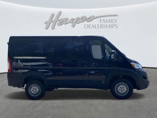 2025 RAM ProMaster 1500 Low Roof