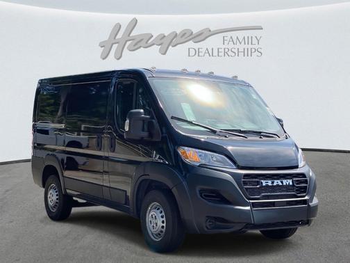 2025 RAM ProMaster 1500 Low Roof