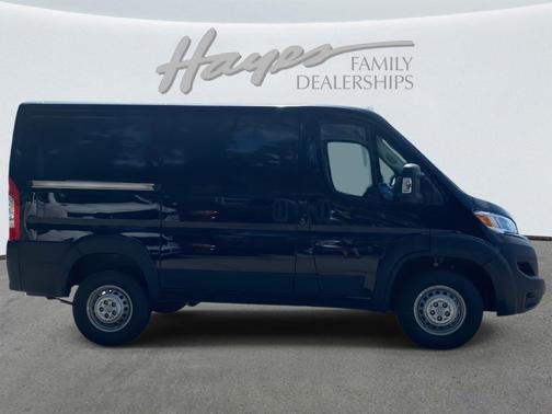 2025 RAM ProMaster 1500 Low Roof