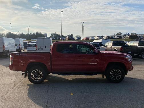 2021 Toyota Tacoma TRD Sport