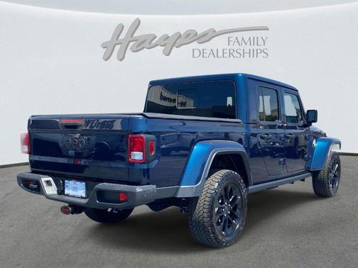 Fathom Blue Pearlcoat 2025 Jeep Gladiator Sport