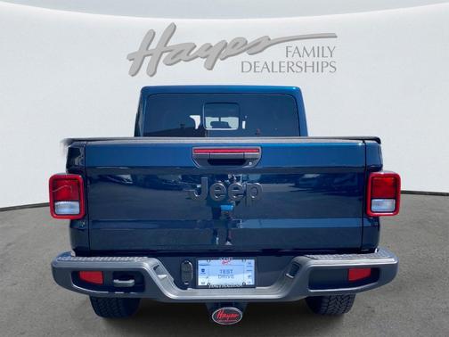 Fathom Blue Pearlcoat 2025 Jeep Gladiator Sport