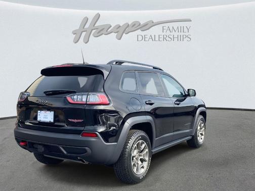 2022 Jeep Cherokee Trailhawk