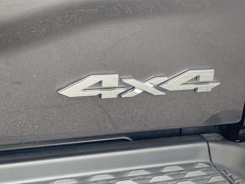 Granite Crystal Clearcoat Metallic 2026 RAM 2500 Big Horn
