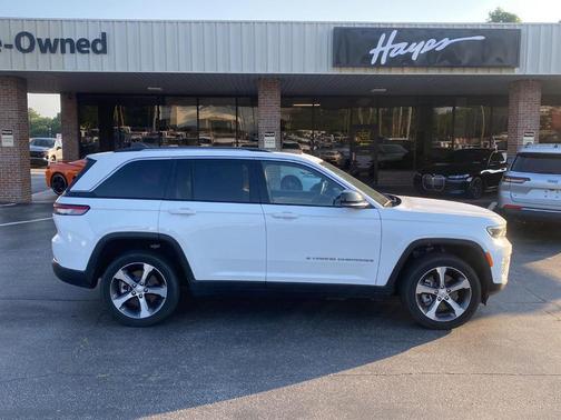 2022 Jeep Grand Cherokee 4xe Base