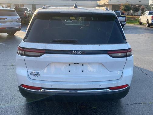 2022 Jeep Grand Cherokee 4xe Base