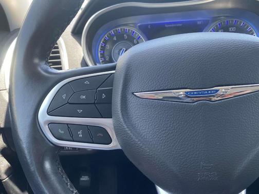 2022 Chrysler 300 Touring L
