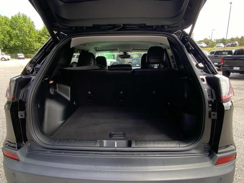 Diamond Black 2020 Jeep Cherokee Limited