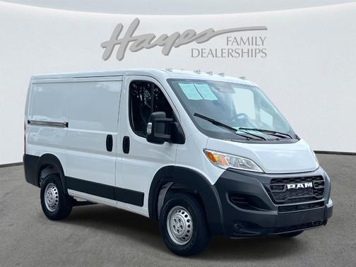 2025 RAM ProMaster 1500 Low Roof