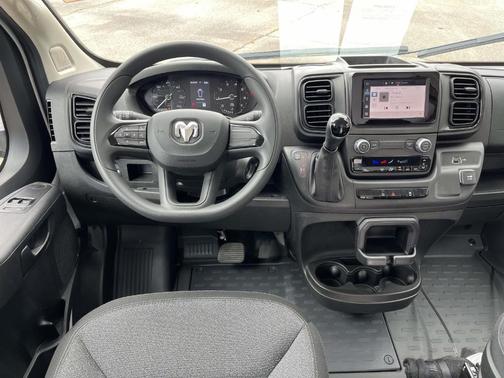 2025 RAM ProMaster 1500 Low Roof