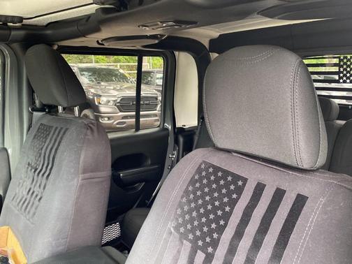 2021 Jeep Gladiator Sport