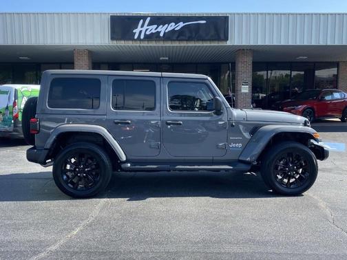 2022 Jeep Wrangler Unlimited 4xe Sahara