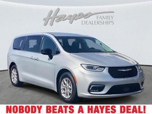 2024 Chrysler Pacifica Touring-L