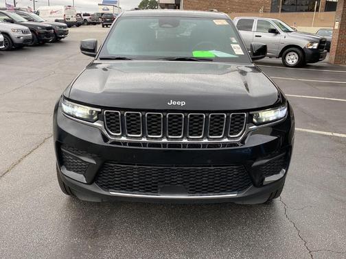 2024 Jeep Grand Cherokee Laredo