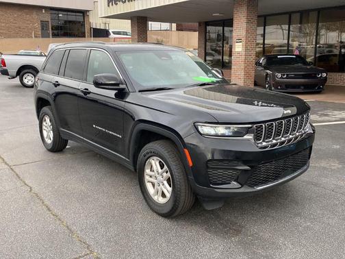 2024 Jeep Grand Cherokee Laredo