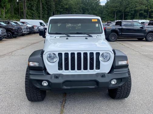 2021 Jeep Gladiator Sport