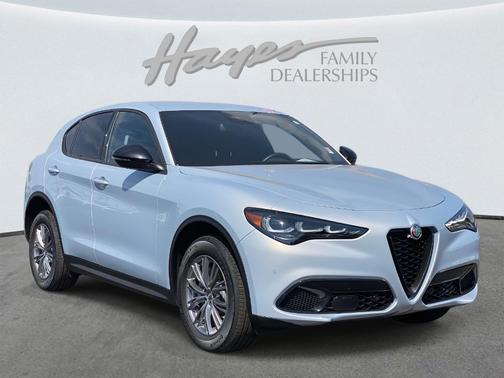 2024 Alfa Romeo Stelvio Base