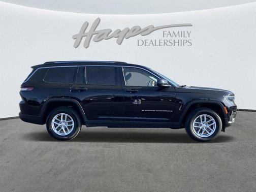 2022 Jeep Grand Cherokee L Laredo