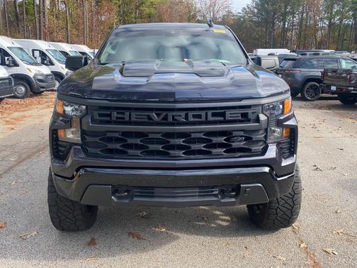 2022 Chevrolet Silverado 1500 Custom Trail Boss
