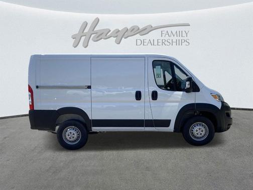 2025 RAM ProMaster 1500 Low Roof