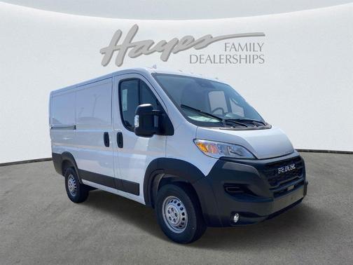 2025 RAM ProMaster 1500 Low Roof