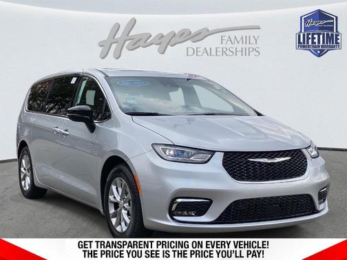 Silver Mist Clearcoat 2026 Chrysler Pacifica Limited