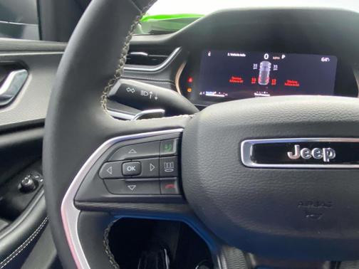 2024 Jeep Grand Cherokee Laredo X