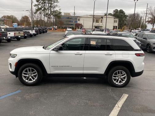2024 Jeep Grand Cherokee Laredo X