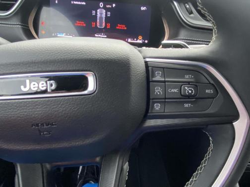 2024 Jeep Grand Cherokee Laredo X