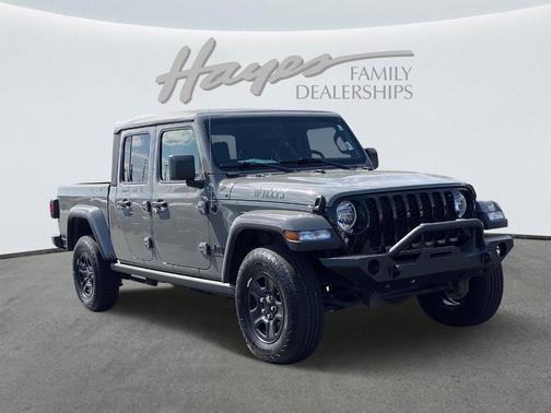 2021 Jeep Gladiator Sport