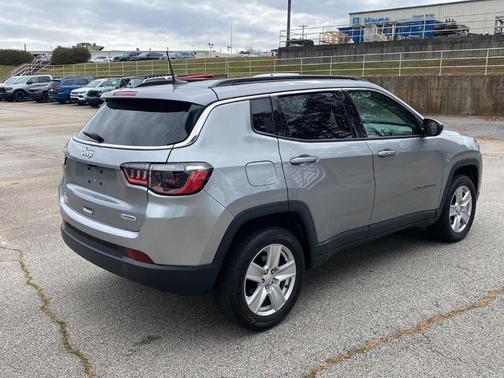 2022 Jeep Compass Latitude