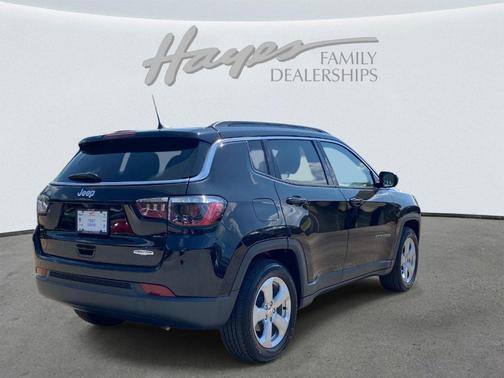 Diamond Black 2021 Jeep Compass Latitude