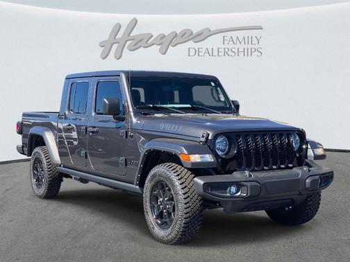 2021 Jeep Gladiator Sport