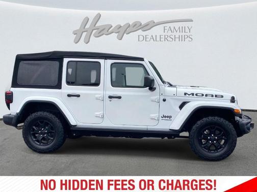 Bright White Clearcoat 2019 Jeep Wrangler Unlimited Moab