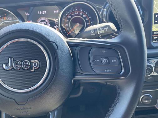 2022 Jeep Gladiator Sport