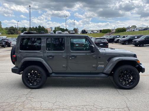 Sting Gray Clearcoat 2023 Jeep Wrangler 4xe Sahara