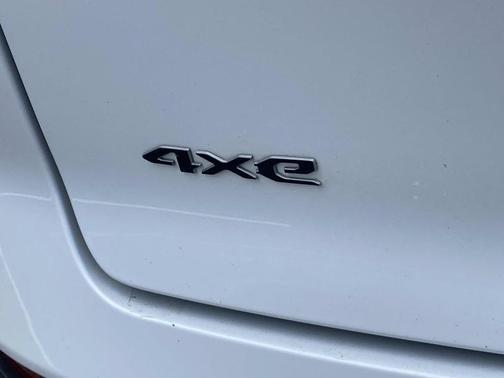 Bright White Clearcoat 2025 Jeep Wagoneer S Limited