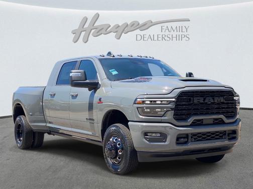 Ceramic Gray Clearcoat 2026 RAM 3500 Laramie