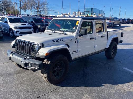 2021 Jeep Gladiator Sport