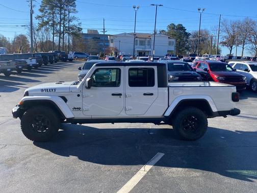 2021 Jeep Gladiator Sport