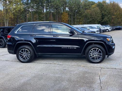 2020 Jeep Grand Cherokee Laredo E