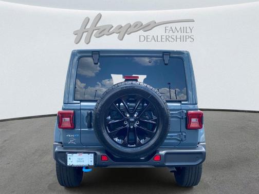 Anvil Clearcoat 2024 Jeep Wrangler 4xe Sahara