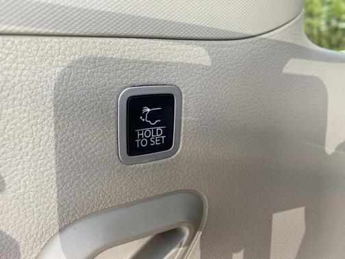 Diamond Black 2024 Jeep Wagoneer Base