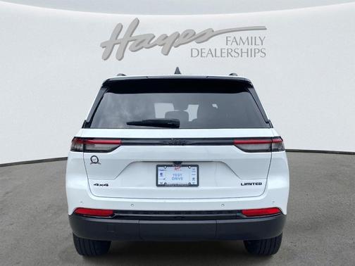 Bright White Clearcoat 2024 Jeep Grand Cherokee Limited