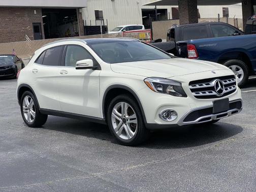 2018 Mercedes-Benz GLA 250 Base 4MATIC