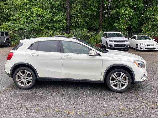 2018 Mercedes-Benz GLA 250 Base 4MATIC