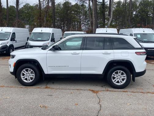 2024 Jeep Grand Cherokee Laredo